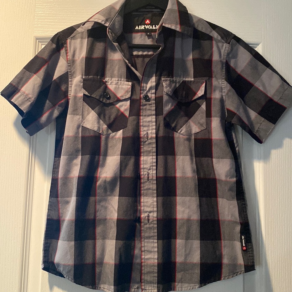 Airwalk boys button up shirt